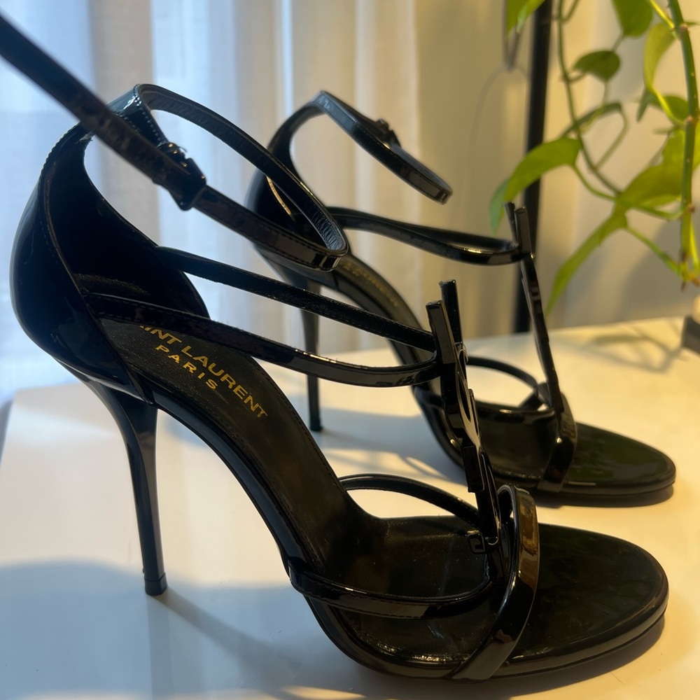 YSL Patent Leather Heels – Size 37.5 (EU) - Picture 3 of 9